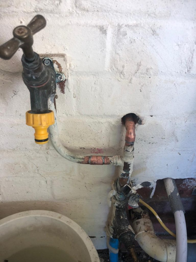 leaking outdoor tap