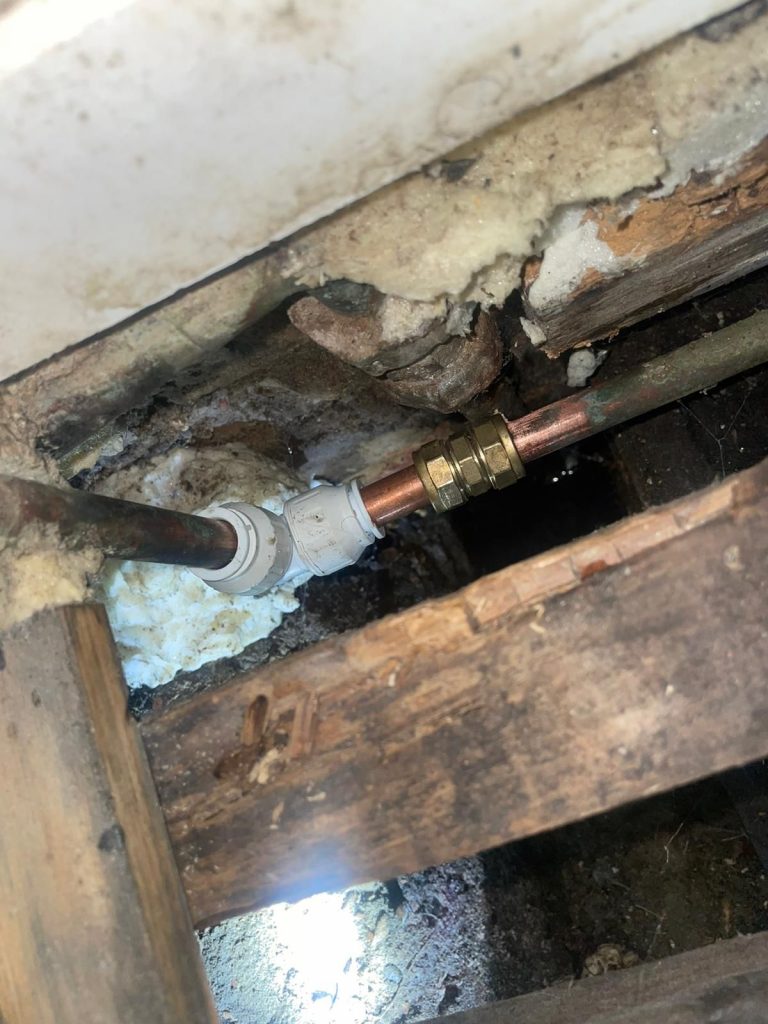 emergency plumber , pipework leaking